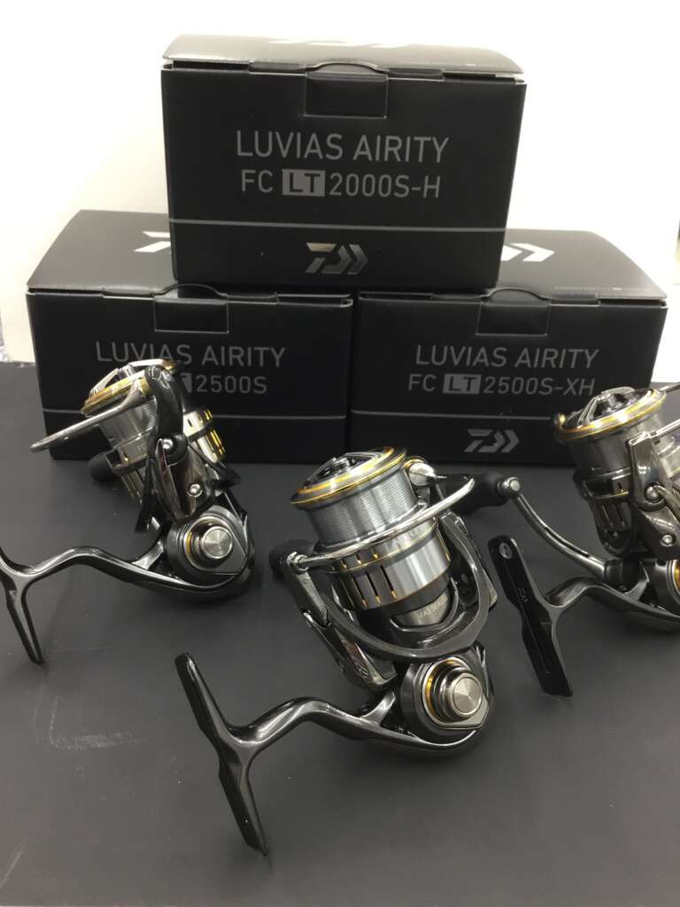 Daiwa 21ルビアス エアリティ FC LT 2000S-H リール 釣具