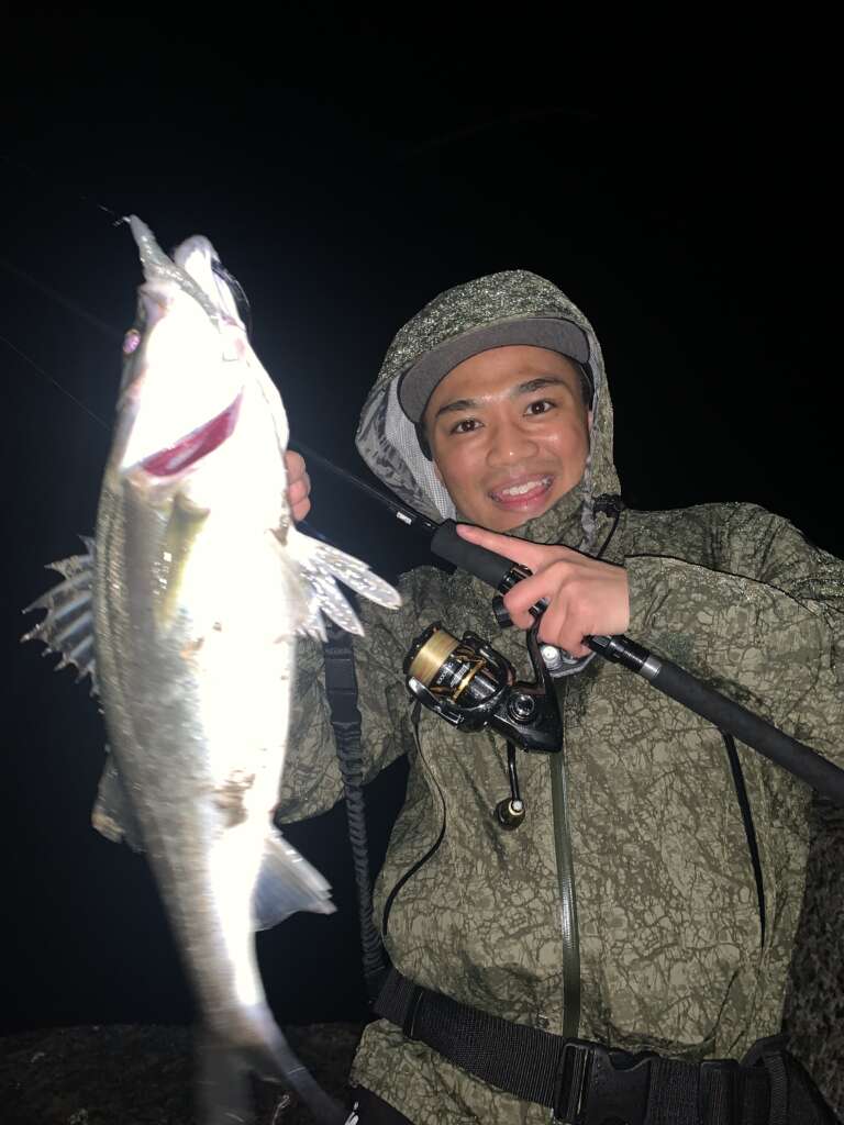 シーバスいてますね フィッシングマックス 関西の釣果 大阪 神戸 和歌山の釣果情報